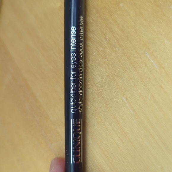 Clinique Travel Size Make Up Brand New - Picture 9 of 10